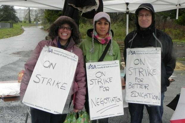 Picketing-at-BCIT-12-622x415
