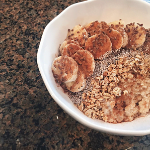 Start your day off right with this healthy delicious breakfast bowl!