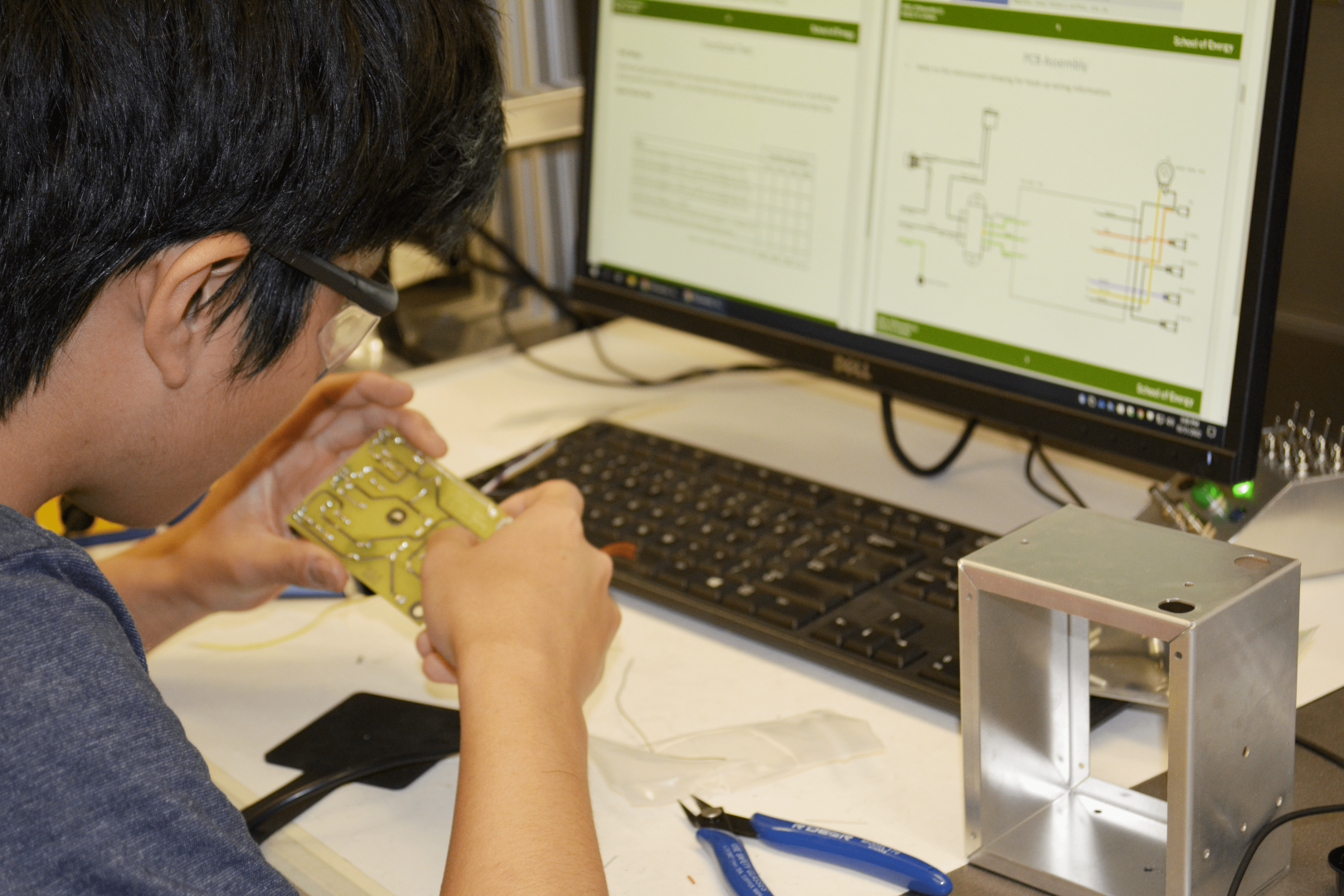 On Labs and Life: Insights from an Electrical Engineering Student ...
